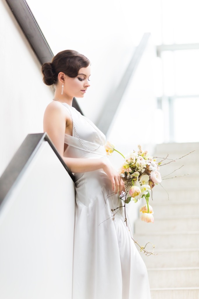 Elegantes Hochzeitskleid aus Seide